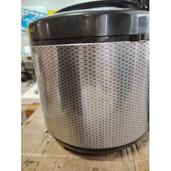  УЦ Мультиварка Red Solution SkyCooker RMC-M225S черный/серый (плохая уаковка, малые вмятины на корпусе) 