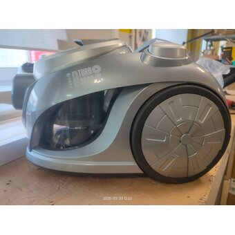  УЦ Пылесос EUROSTEK EVC-3011 (плохая упаковка, дефекты литья на пластике) 