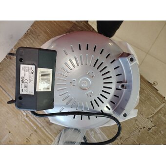  УЦ Вафельница Clatronic HA 3494 silber (плохая упаковка, восстановление ручки регулировки) 