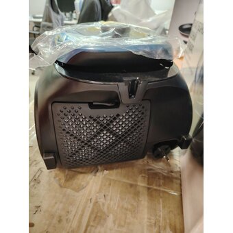  УЦ Пылесос Samsung VC18M3120VU/EV (плохая упаковка, сломан язычок открывания на фильтре) 