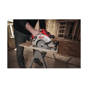  Пила циркулярная Milwaukee M18 BLCS66-502X (4933464590) 