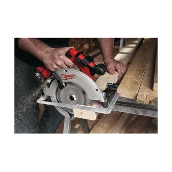  Пила циркулярная Milwaukee M18 BLCS66-502X (4933464590) 