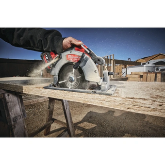  Пила циркулярная Milwaukee Fuel M18 FCS66-0 (4933464725) без АКБ 