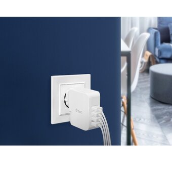  СЗУ TTEC 2SC02BUK Quattro Worldwide Travel Charger 5.1A/25W 4 USB-A Port EU/GB/USA White 