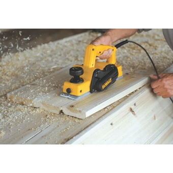  Рубанок электрический DeWALT D26676 (D26676-IN) 550 Вт 