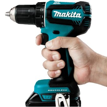  Шуруповерт Makita DDF 485 RTJ 