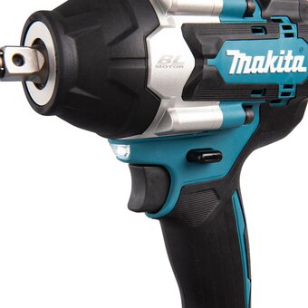  Гайковерт Makita DTW700RF1J 