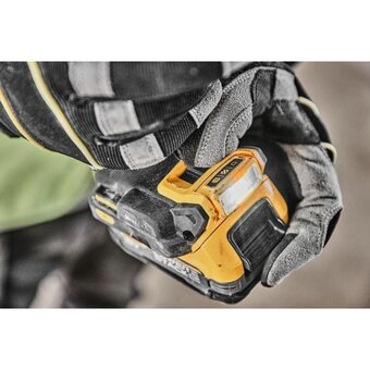  Дрель-шуруповёрт Dewalt 20 В XR (DCD800D2T) 2 АКБ+ЗУ 