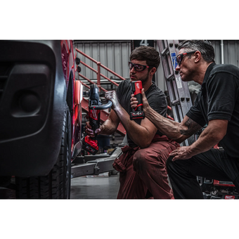  Фонарь Milwaukee M12 CML-401 (4933479366) 