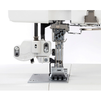  Распошивальная машина Janome CoverPro 3000P 