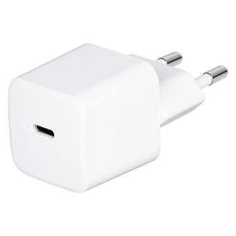  СЗУ TFN TFN-WCRPD09 nano TypeC PD 20W б/кабеля white 