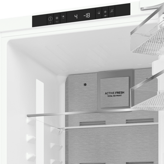  Встраиваемый холодильник HOTPOINT HBTF 18I 