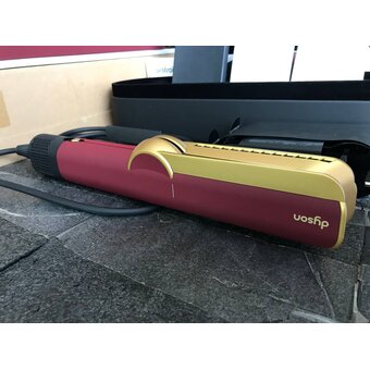 УЦ Выпрямитель Dyson Airstrait HT01 Red velvet/Gold HK (Царапины, потёртости) 