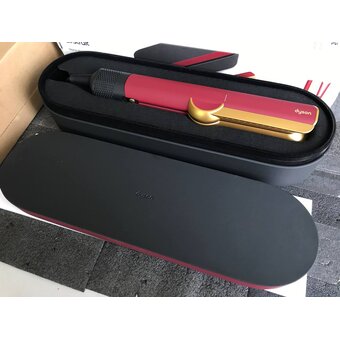  УЦ Выпрямитель Dyson Airstrait HT01 Red velvet/Gold HK (Царапины, потёртости) 