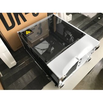  УЦ Корпус 1stPlayer DK-3 White ATX, tempered glass/3x120mm LED fans inc./DK-3-WH-3G6 (замятие корпуса в нижней части) 