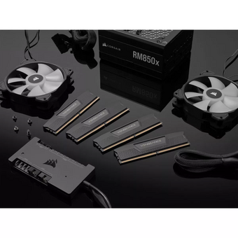  ОЗУ CORSAIR Vengeance CMK32GX5M2B6000C30 32GB 6000МГц DDR5 CL30 DIMM (Kit of 2x16GB) XMP 3.0, Black 