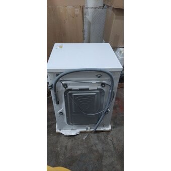  УЦ Стиральная машина LG F4J3TS2W (После СЦ, герметизация диспенсера, царапины на верхней крышке, ПУ) 