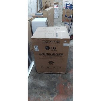  УЦ Стиральная машина LG F4J3TS2W (После СЦ, герметизация диспенсера, царапины на верхней крышке, ПУ) 