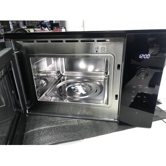  УЦ Встраиваемая микроволновая печь Bosch BFL554MB0 черный (После СЦ, замена передней панели, регулировка двери, ПУ) 