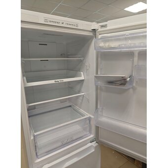  УЦ Холодильник Samsung RB30A30N0WW белый (плохая упаковка, замена компрессора) 