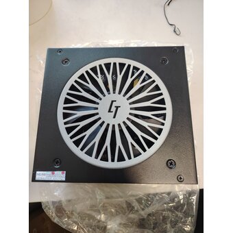  УЦ Блок питания Chieftec Chieftronic PowerUp GPX-850FC ATX 2.3, 850W, 80 Plus Gold, Active PFC, 120mm fan (плохая упаковка, пересборка) 