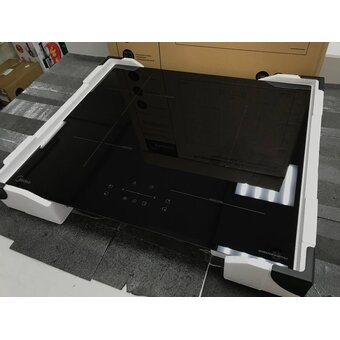  УЦ Варочная панель Midea MIH65783F черный (Царапина, скол, ПУ) 