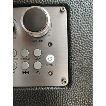 УЦ Портативная колонка W-King T16Plus черный (плохая упаковка, восстановление контактов ЗУ, дефект поверхности кнопки включения) 