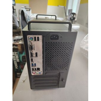 УЦ ПК Raskat Standart 300 (Standart300184546) Intel Core i3-14100, RAM 16GB, SSD 512GB, noOS, Black (плохая упаковка, переустановка системы) 