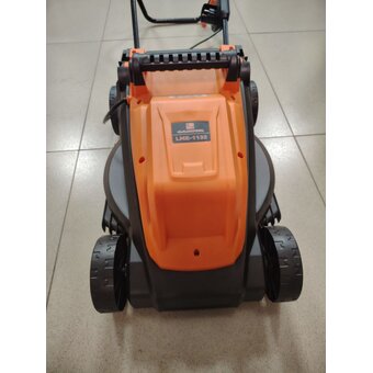  УЦ Газонокосилка роторная Carver LME-1132 (01.024.00016) (плохая упаковка, отсутствует крепление для рукоятки) 